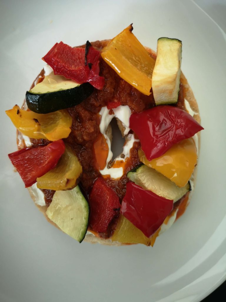 Cream cheese, sundried tomato & roasted veg bagel